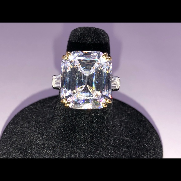 Cocktails Ring!S/S, white cushion zircon 1.5x1.5cm - Picture 2 of 9